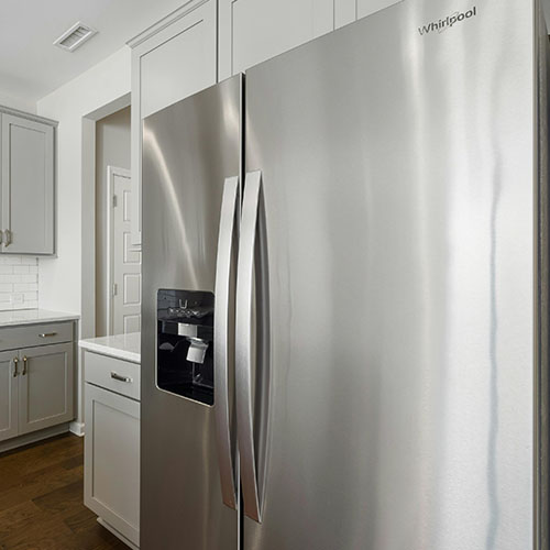 Carlsbad-Appliance-Repair-Men-refrigerator_01